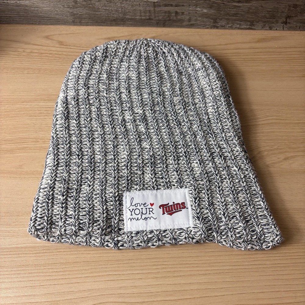 Minnesota Twins‎ Hat Beanie Mens Gray White MLB Baseball Knit Cuffed Made USA